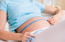 JAMA: associação do ganho de peso gestacional com desfechos maternos e infantis adversos