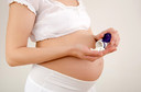 Uso de paracetamol durante a gravidez pode alterar o desenvolvimento fetal